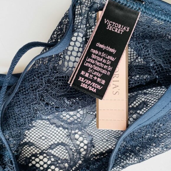 32D XS Victoria’s Secret blue bra set - Picture 7 of 7